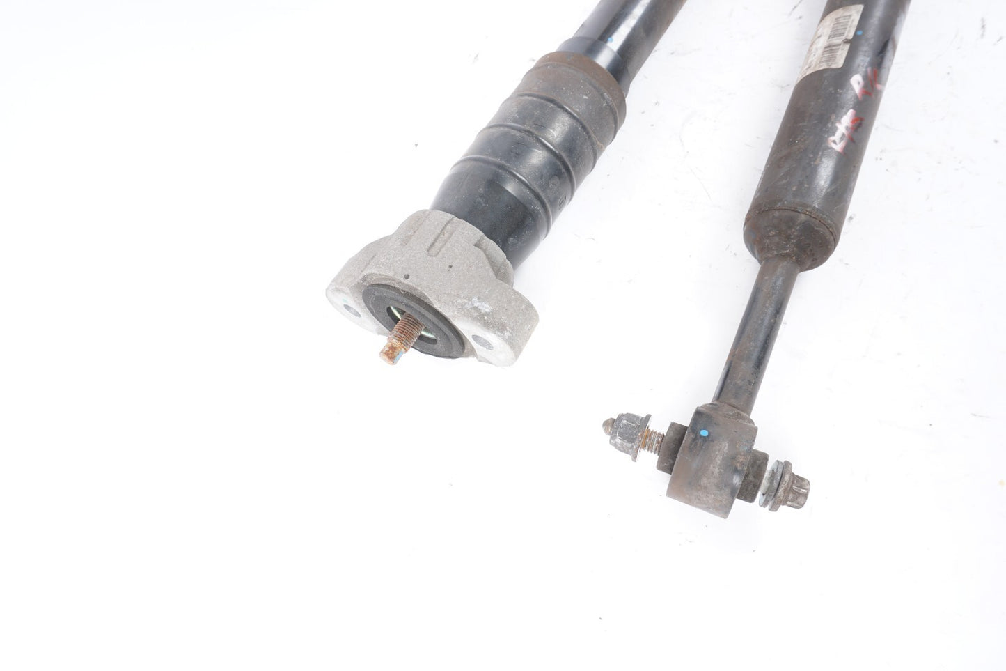 2014 - 2017 MASERATI GHIBLI REAR SHOCK STRUT ABSORBER LEFT & RIGHT OEM