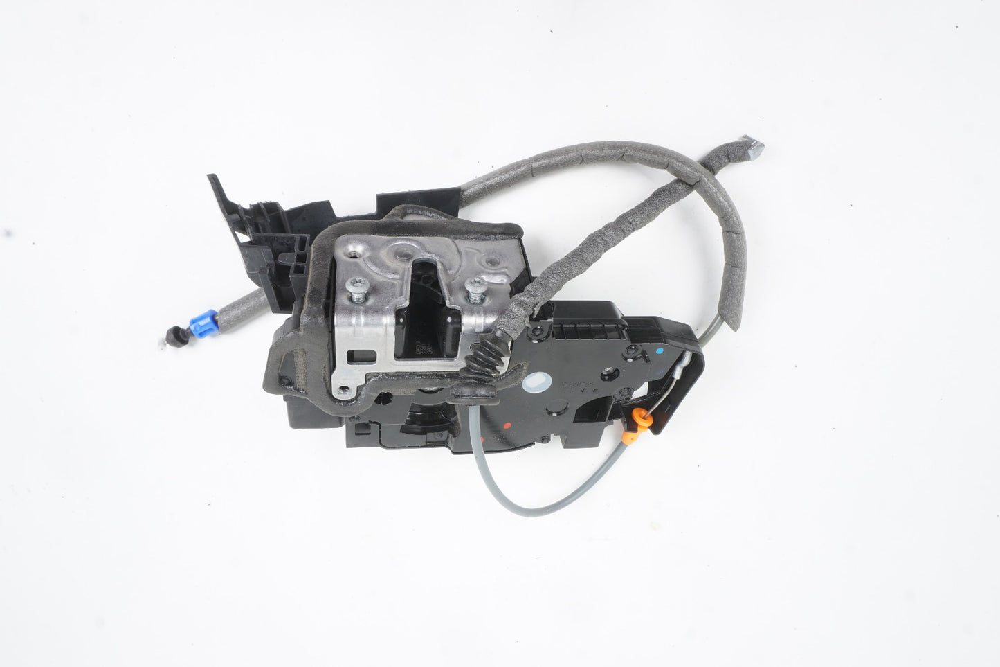 2020 - 2023 Mercedes EQB300 GLB250 Front Right Side Door Lock Latch Actuator