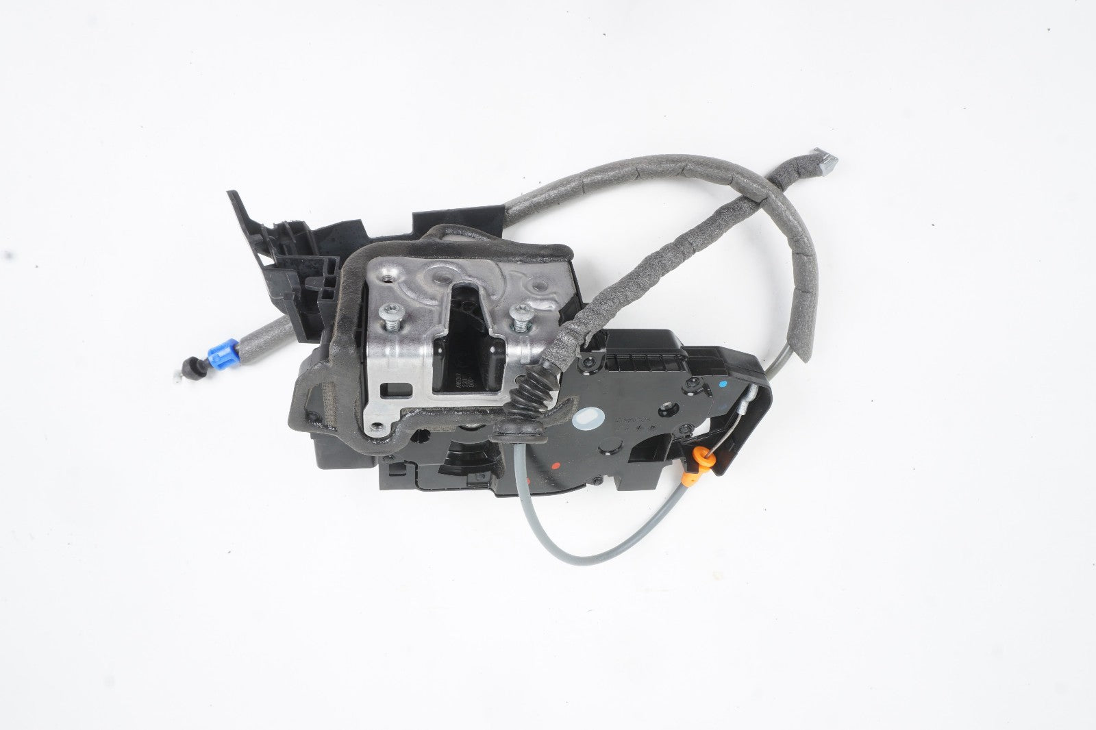 2020 - 2023 Mercedes EQB300 GLB250 Front Right Side Door Lock Latch Actuator