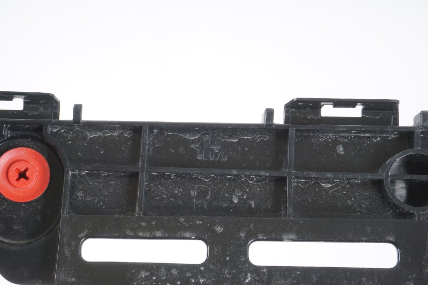 2014-2019 TOYOTA HIGHLANDER REAR LEFT RIGHT SIDE BUMPER MOUNT BRACKET OEM