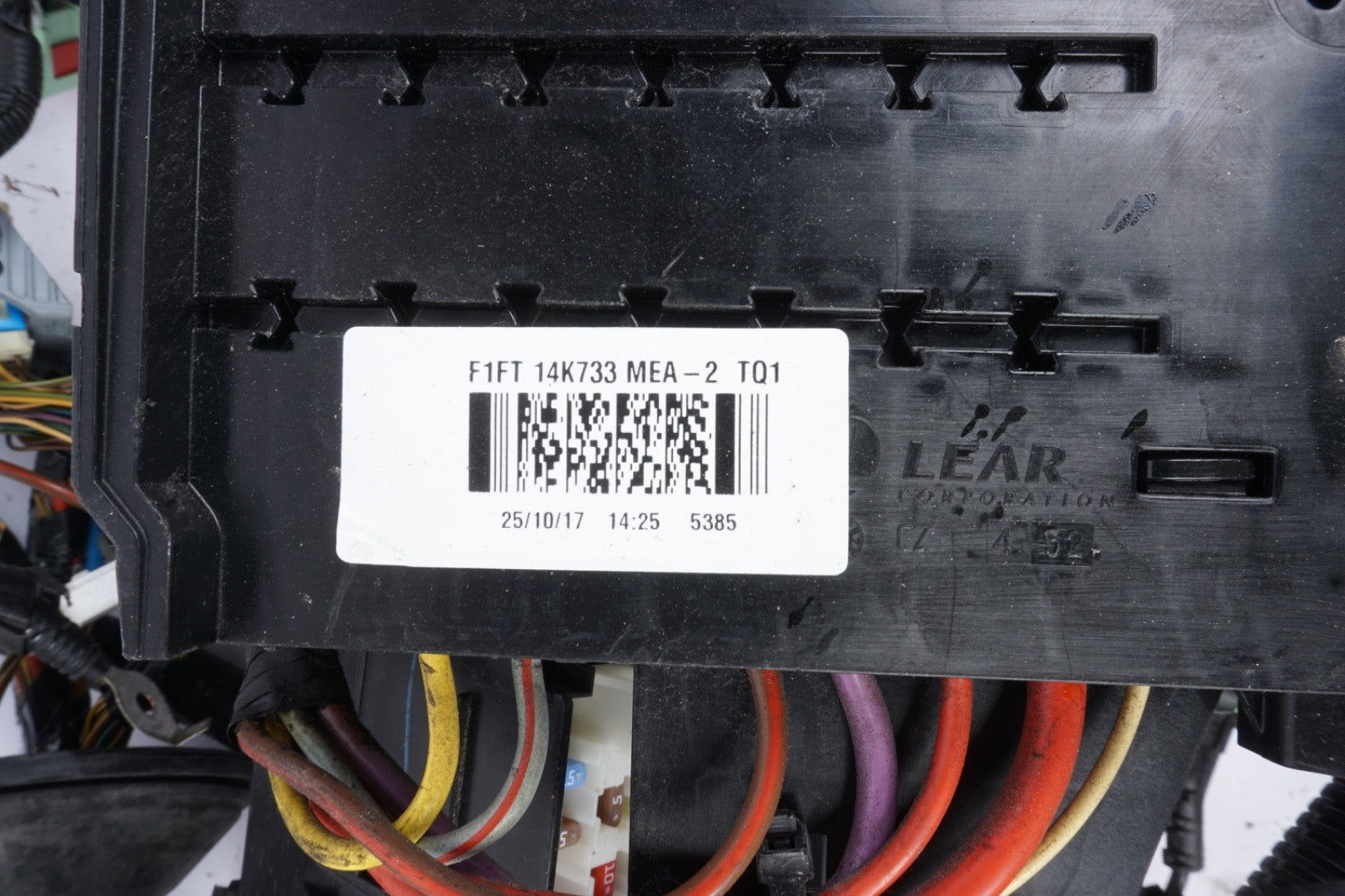 2015 - 2018 FORD FOCUS 1.0 ENGINE WIRING LOOM FUSEBOX F1FT14K733FZA