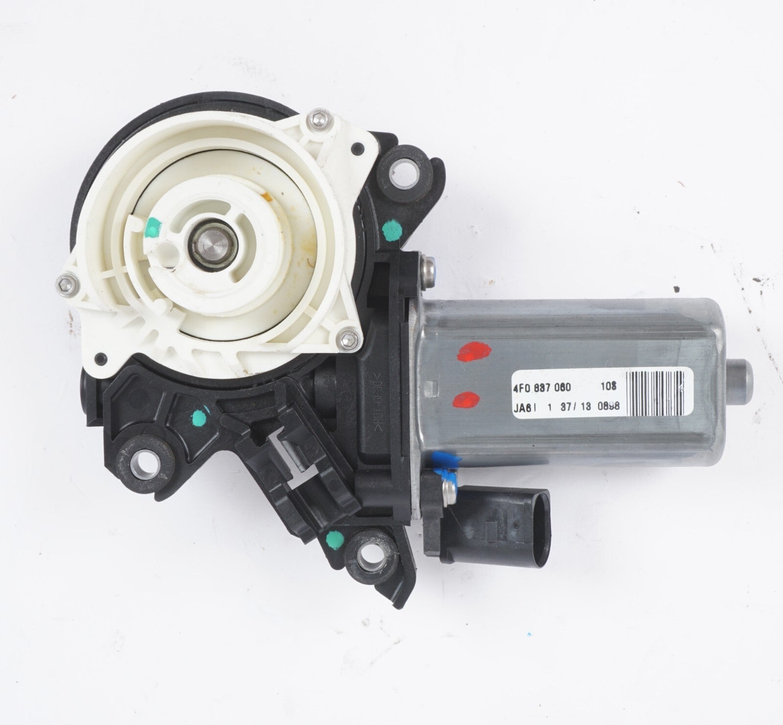 12-17 AUDI A8L A8 FRONT RIGHT PASSENGER POWER DOOR CLOSE ASSIST MOTOR  OEM