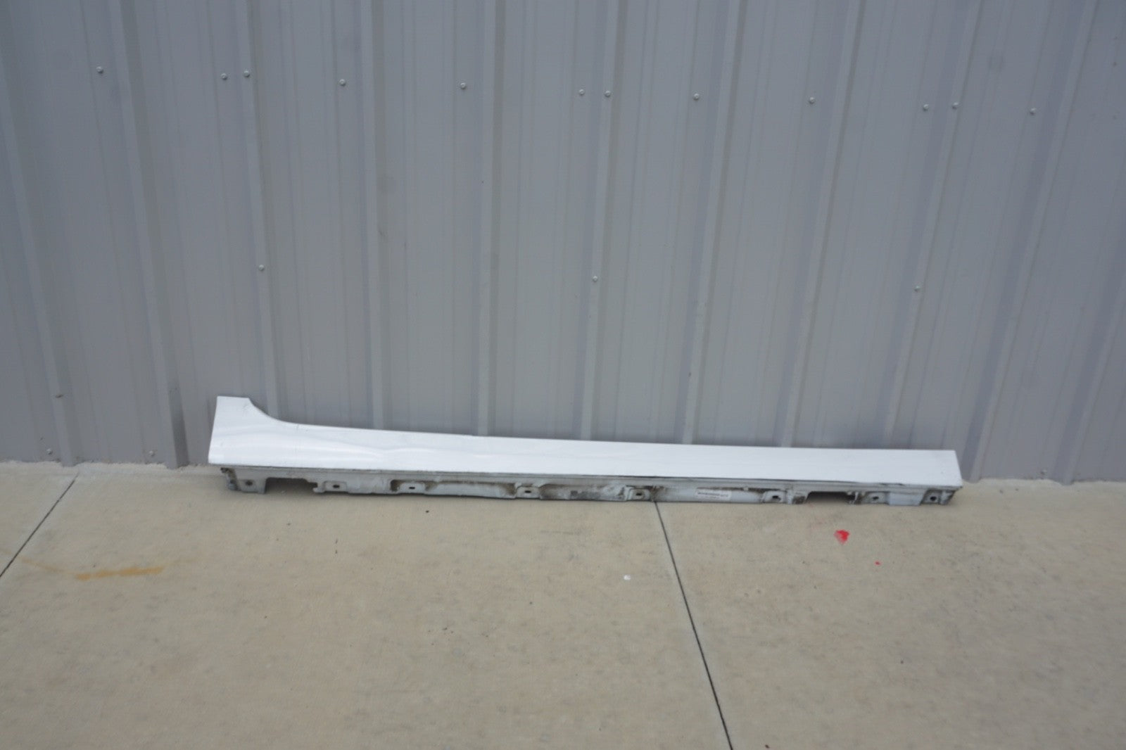 2014-2019 BMW 640I 650i GRAN COUPE - Right SIDE Skirt / Rocker Panel 7276346