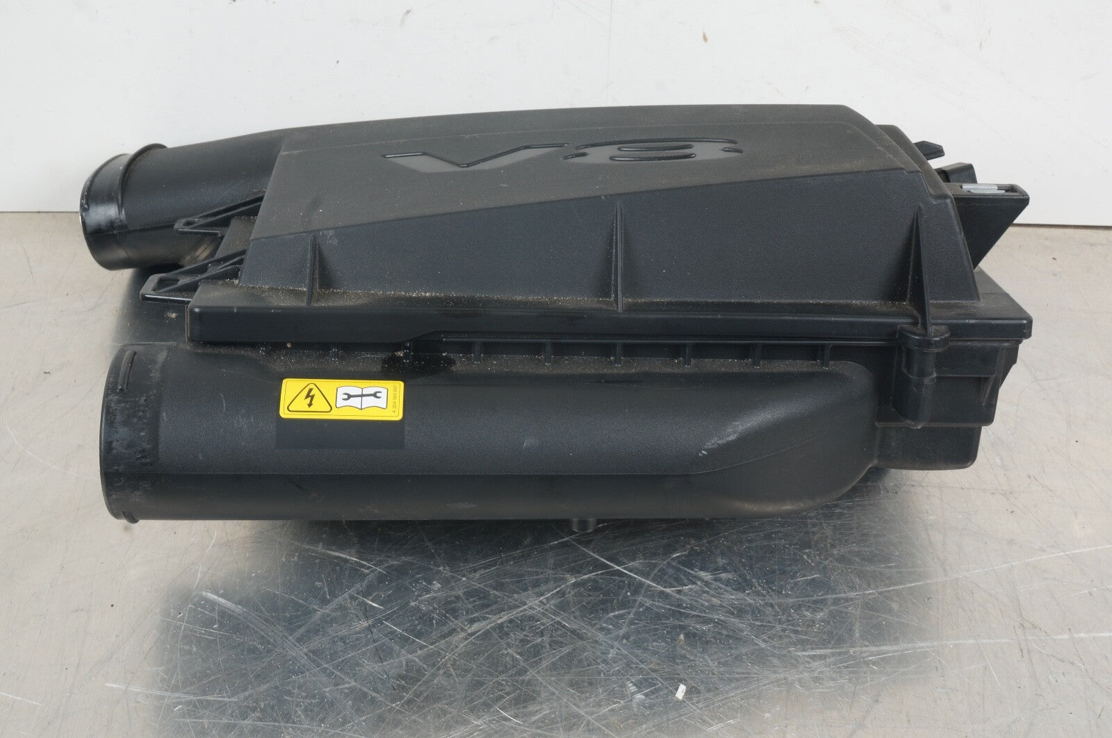12-17 Mercedes W218 CLS550 S550 E550 Air Intake Cleaner Box Left 2780900101 OEM