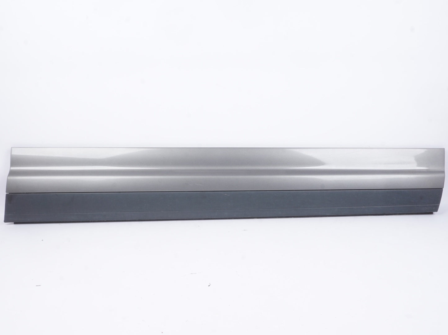 2011 - 2018 PORSCHE CAYENNE - Front Right Lower DOOR Molding / Blade 7P5837788L