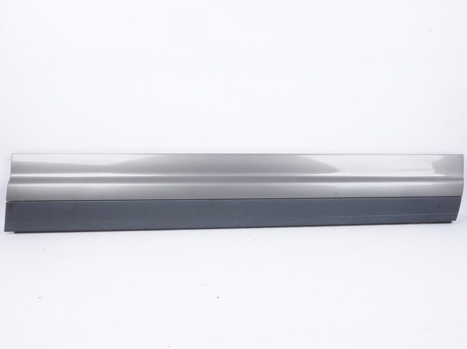 2011 - 2018 PORSCHE CAYENNE - Front Right Lower DOOR Molding / Blade 7P5837788L