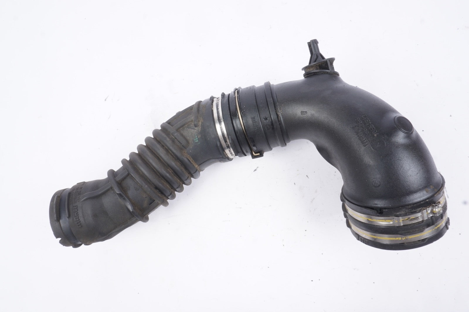 14-17 Maserati Ghibli 3.0L Air Cleaner Right Side Intake Hose Tube 670001590 OEM
