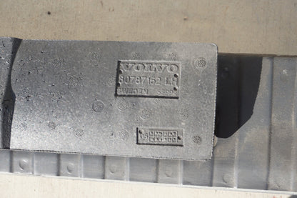2006 - 2013 VOLVO C70 T5 REAR BUMPER REINFORCEMENT OEM