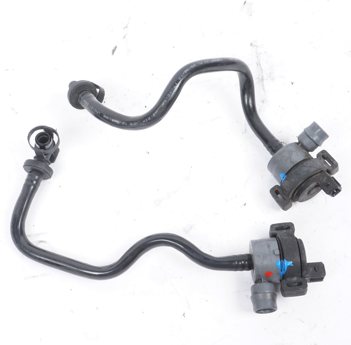13-18 BMW 650i 640i Fuel Tank Breather Valve Right &Left OEM