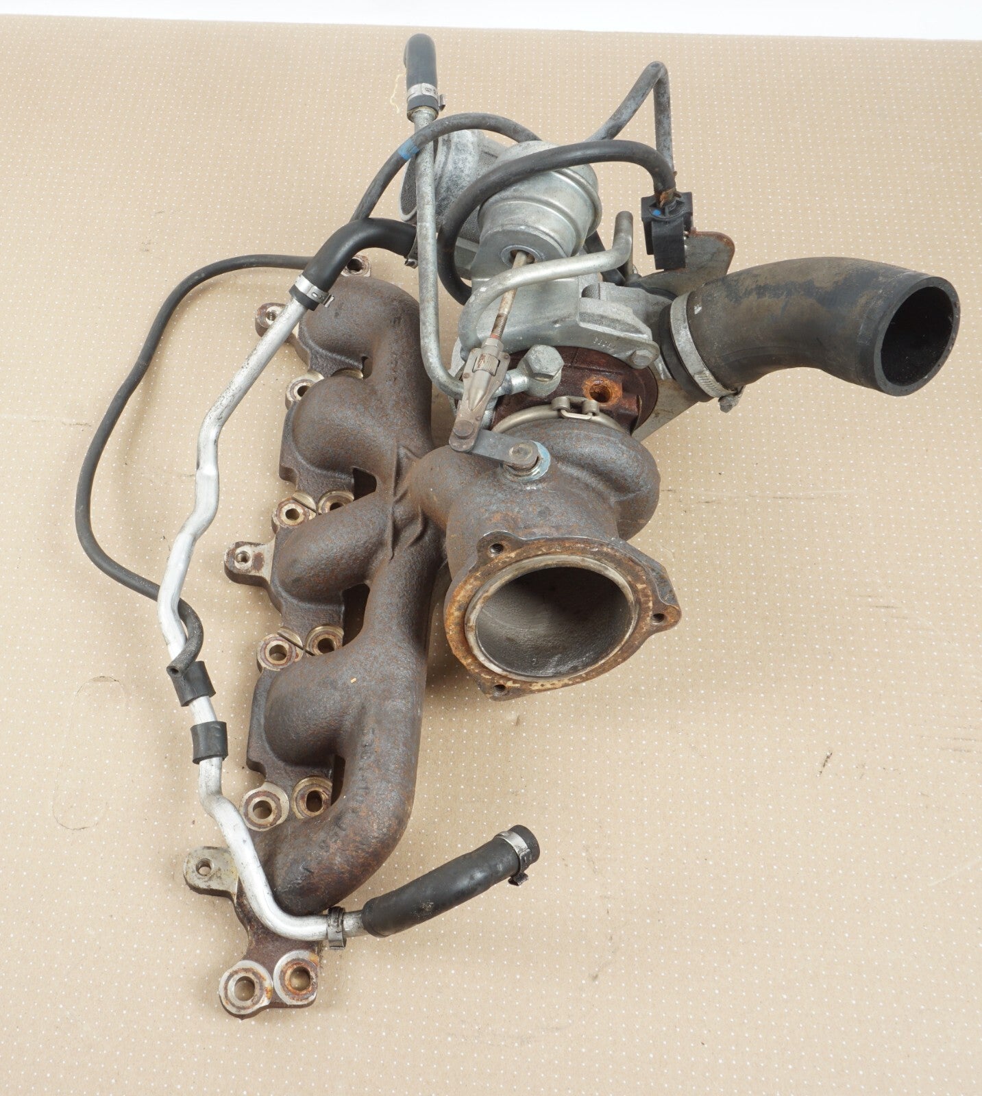 2006-2010 VOLVO C70 TURBOCHARGER W/ EXHAUST MANIFOLD OEM
