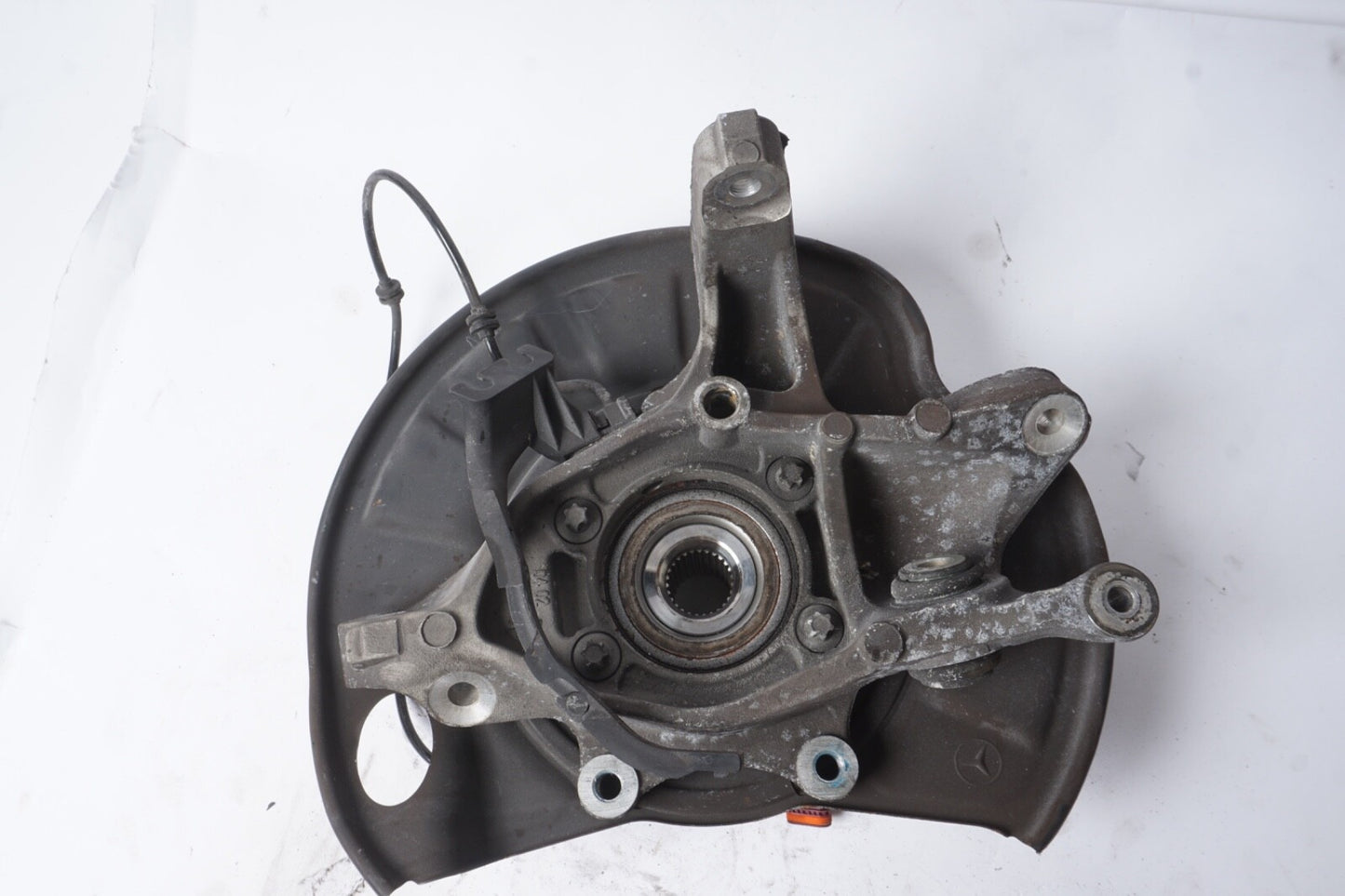 07-14 Mercedes W216 CL550 S550 Rear Left Wheel Carrier Spindle Knuckle Hub 56k