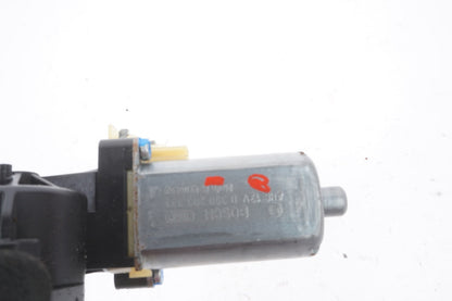 2010 - 2013 Mercedes A207 E550 Front Right Seat Adjustment Motor OEM
