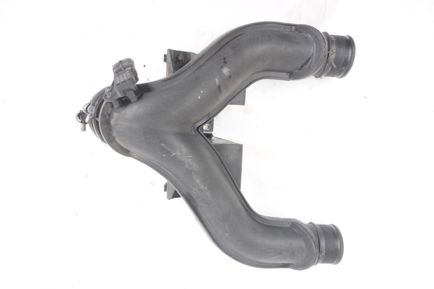 2014 - 2020 Maserati Ghibli 3.0L Engine Air Intake Duct Tube Hose OEM