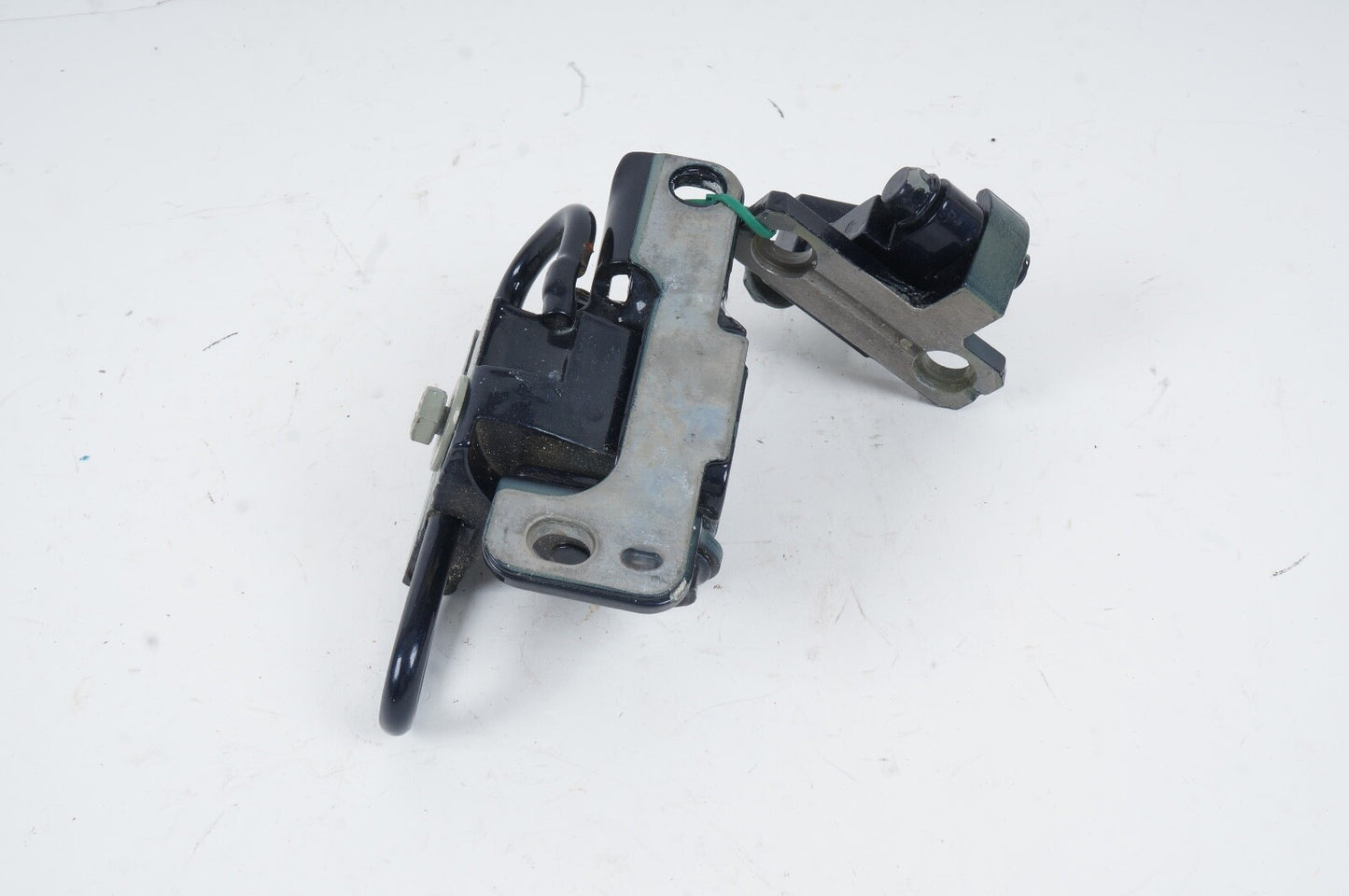 2010 - 2020 Bentley Mulsanne Front Left Driver Door Upper Lower Hinges