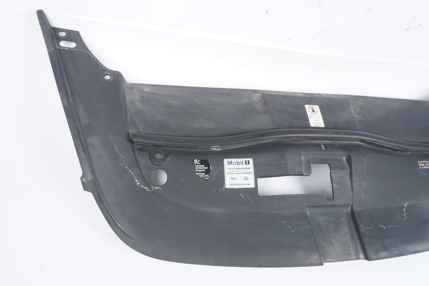 2011-2014 Porsche Cayenne 958 Engine Bay Cover Panel Center 7P5805806B OEM