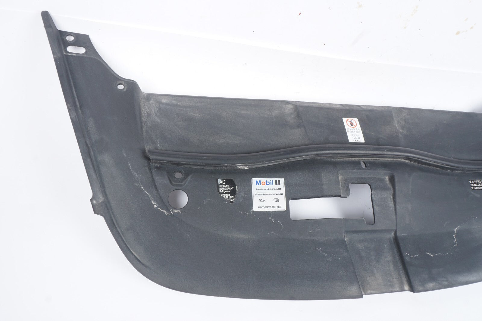 2011-2014 Porsche Cayenne 958 Engine Bay Cover Panel Center 7P5805806B OEM