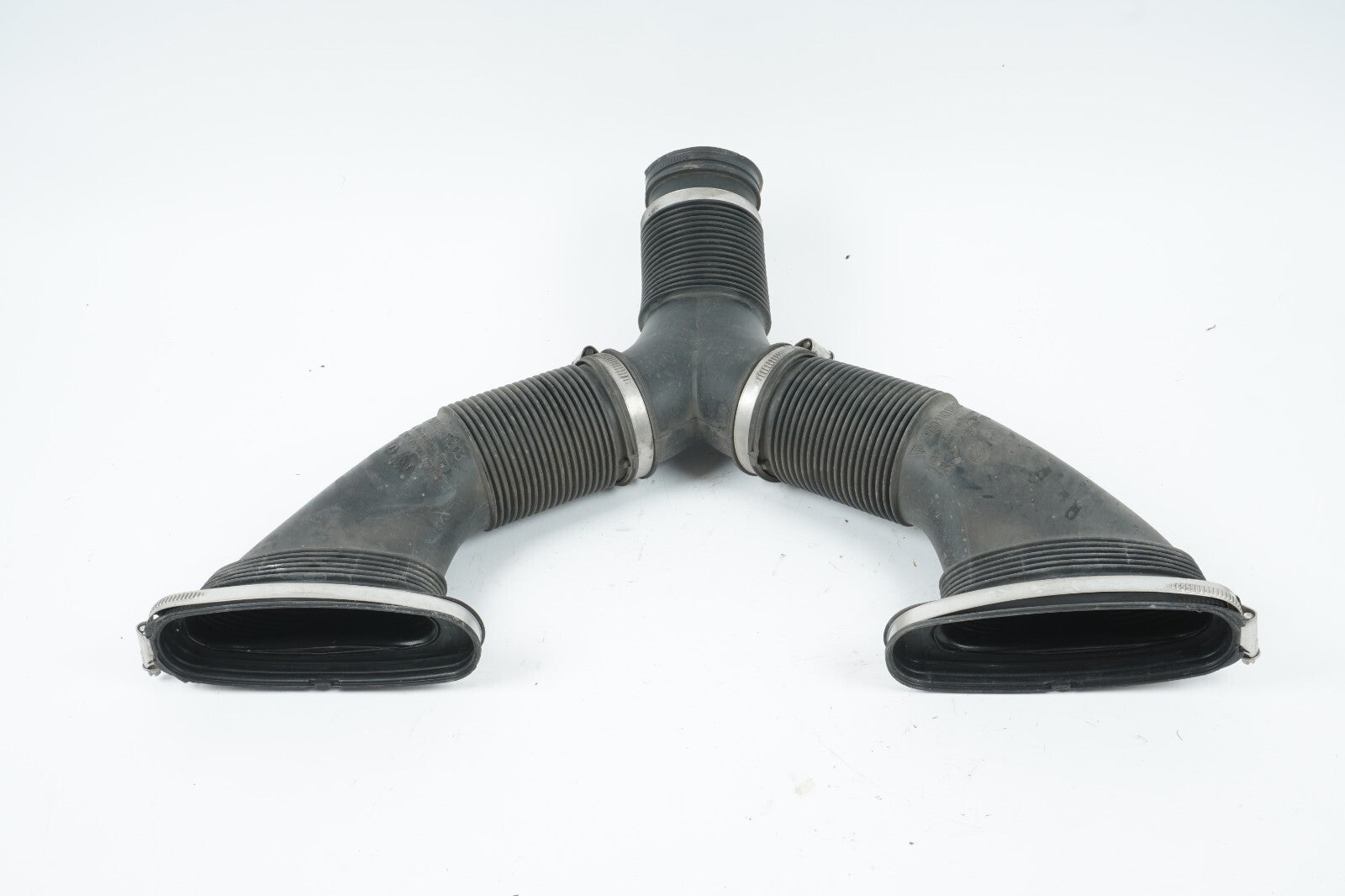 10 - 16 PORSCHE PANAMERA 3.6L AIR INTAKE DUCT INLET TUBE OEM