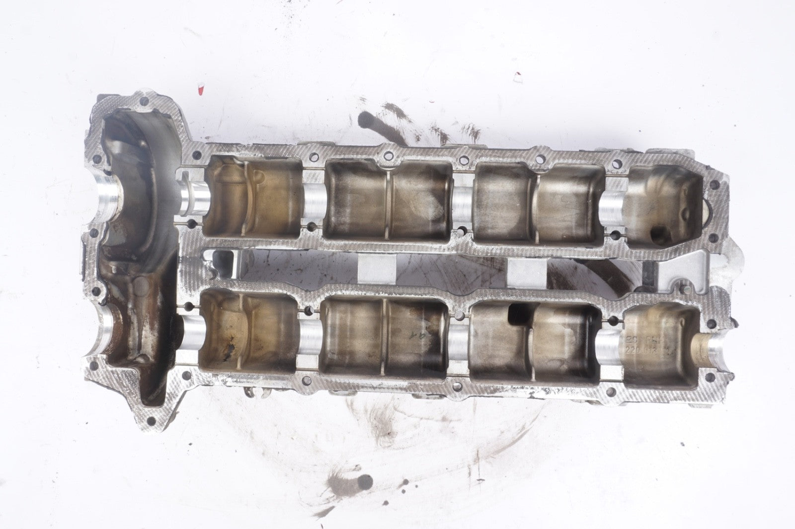 Mercedes W251 R350 GL350 ML350 Bluetec Diesel Engine Cylinder Head Cover Left