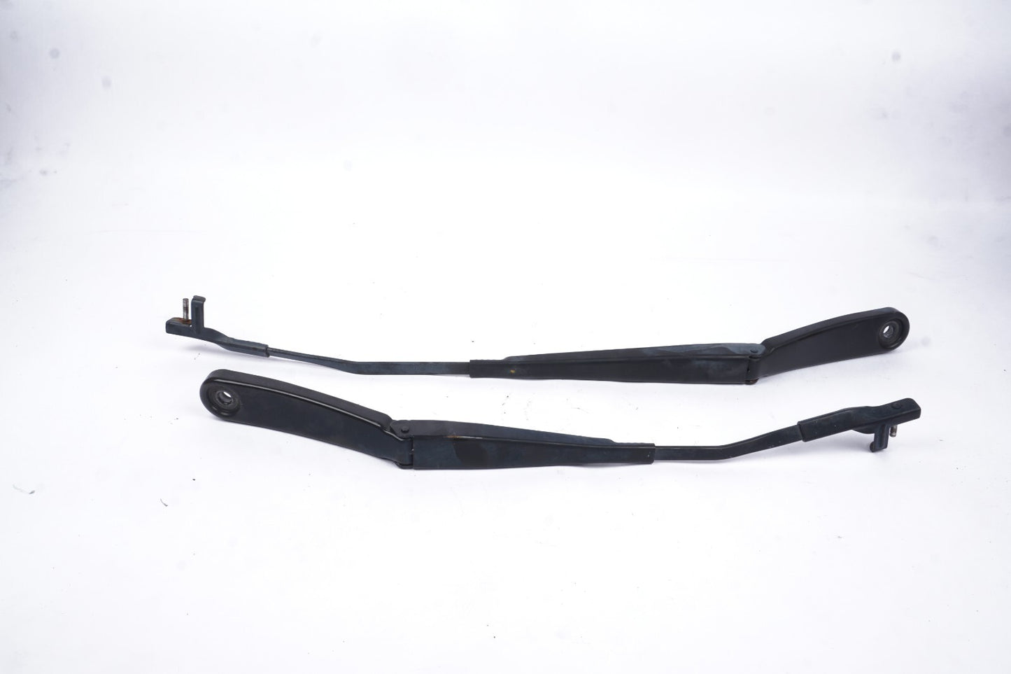 2011 - 2017 Bmw X3 Front Right And Left Windshield Wiper Arm OEM