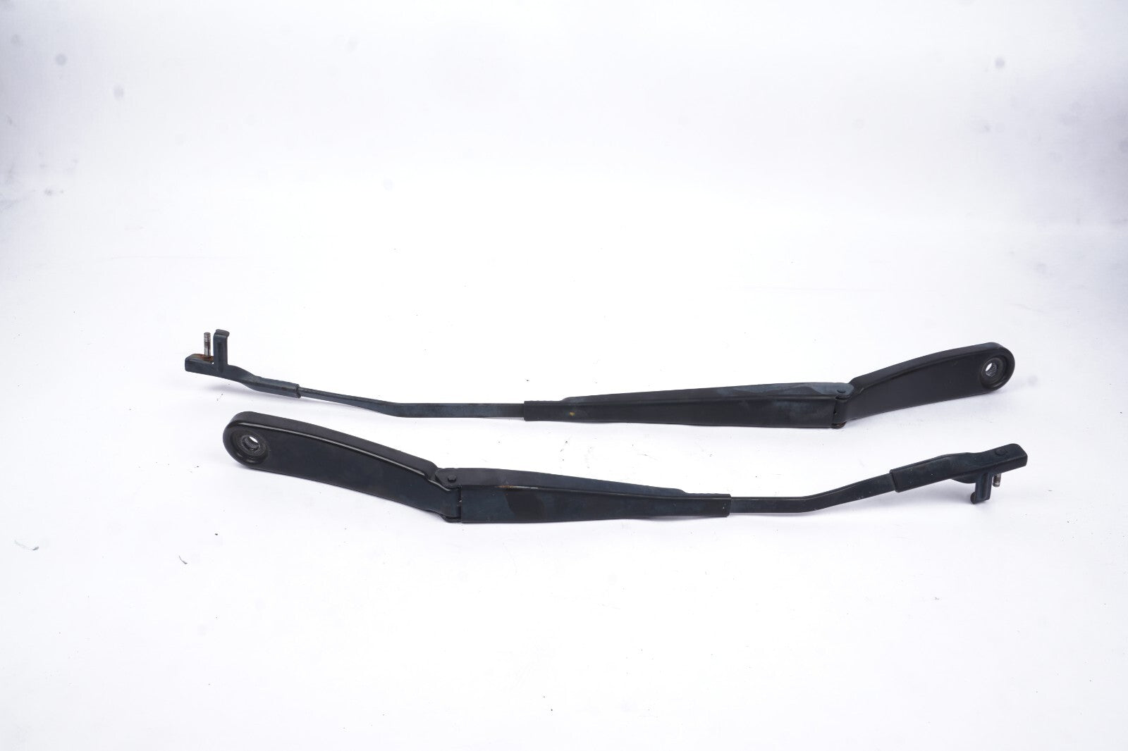 2011 - 2017 Bmw X3 Front Right And Left Windshield Wiper Arm OEM
