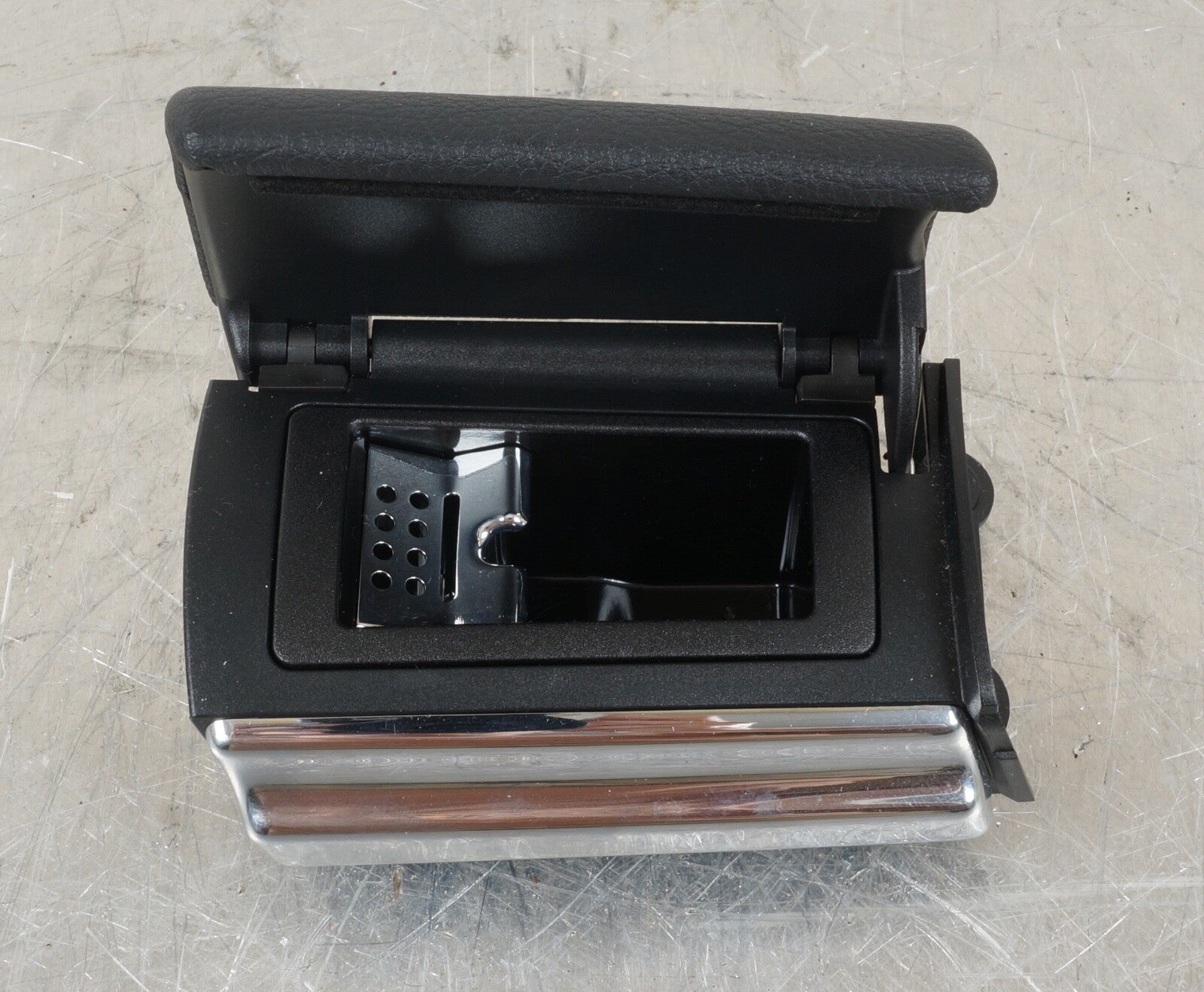 2007 - 2013 MERCEDES W221 S550 REAR LEFT DOOR ASH TRAY STORAGE COMPARTMENT OEM