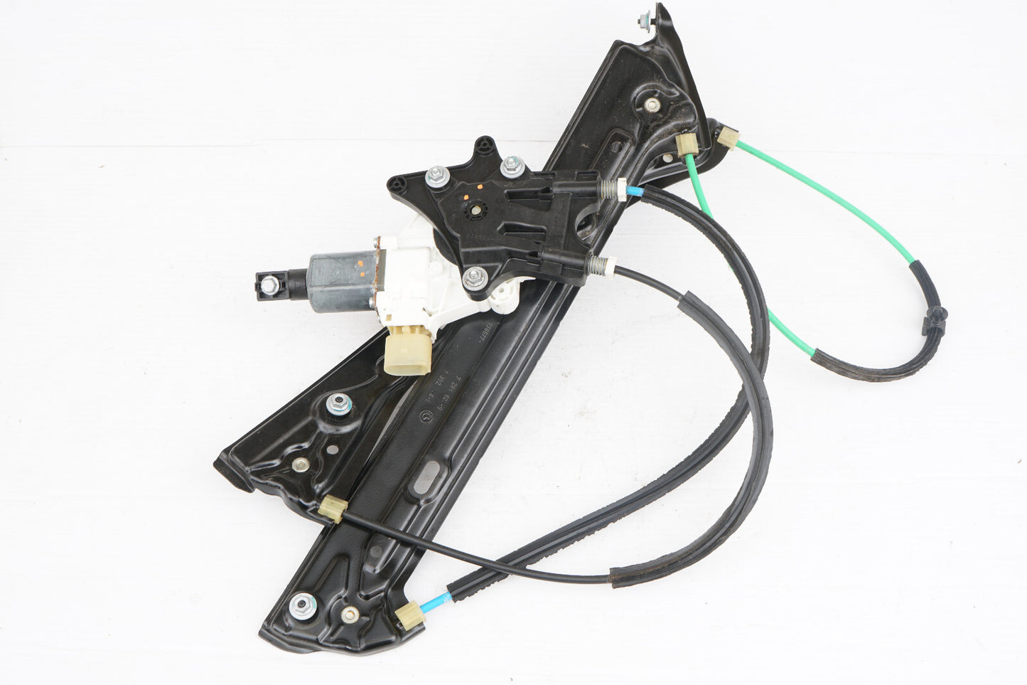 2014 - 2016 BMW 428i F32 COUPE FRONT RIGHT PASS WINDOW REGULATOR & MOTOR OEM