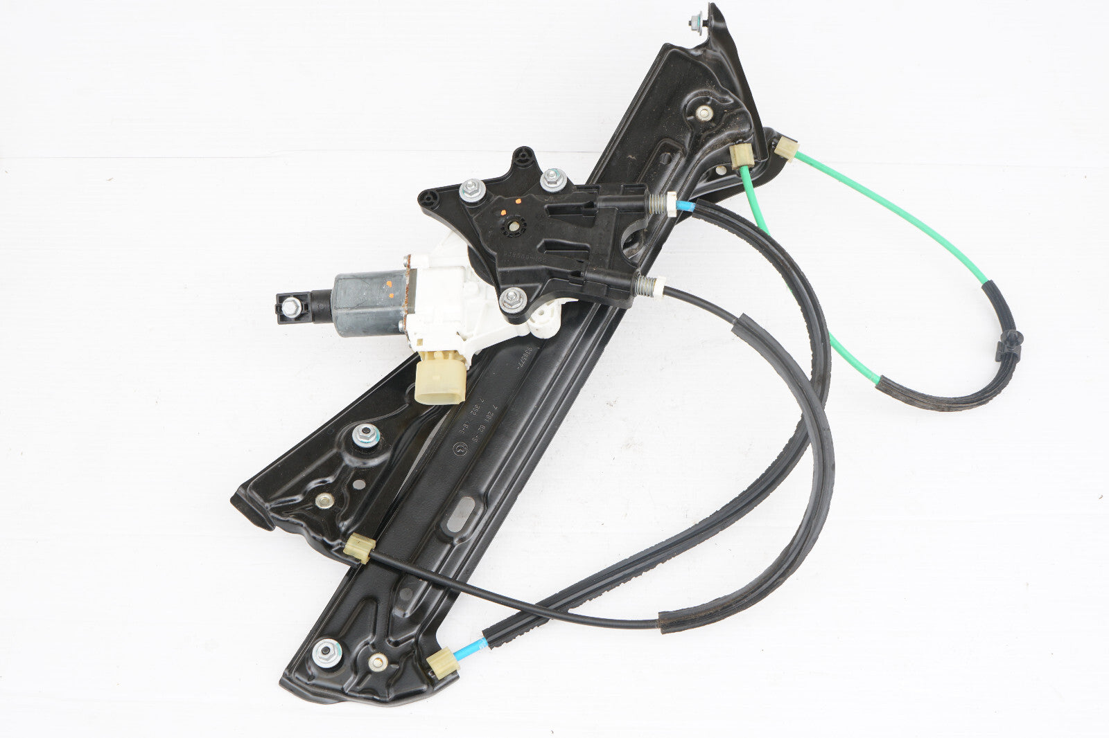 2014 - 2016 BMW 428i F32 COUPE FRONT RIGHT PASS WINDOW REGULATOR & MOTOR OEM