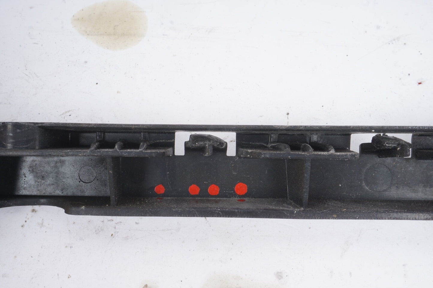 2012 - 2017 Mercedes E350E550 Rear Right Left Bumper Bracket Side Retainer