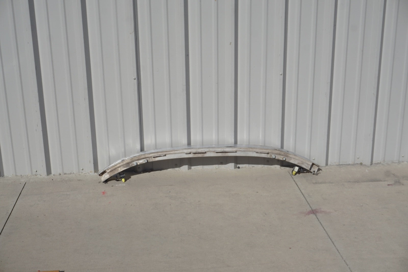 2007 – 2013 Mercedes S550 W221 Front Bumper Reinforcement Impact Bar A2216221504