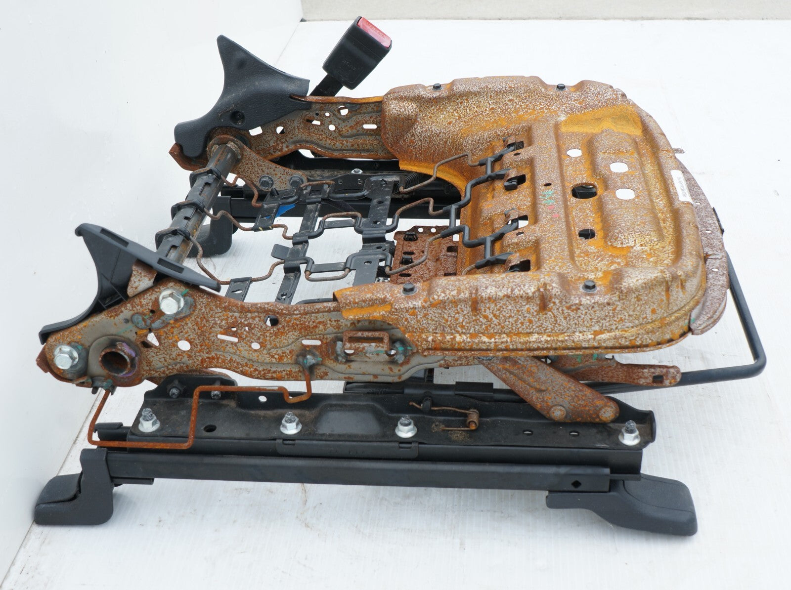 2013-2018 HYUNDAI SANTA FE FRONT RIGHT PASSENGER SEAT TRACK RAIL FRAME OEM