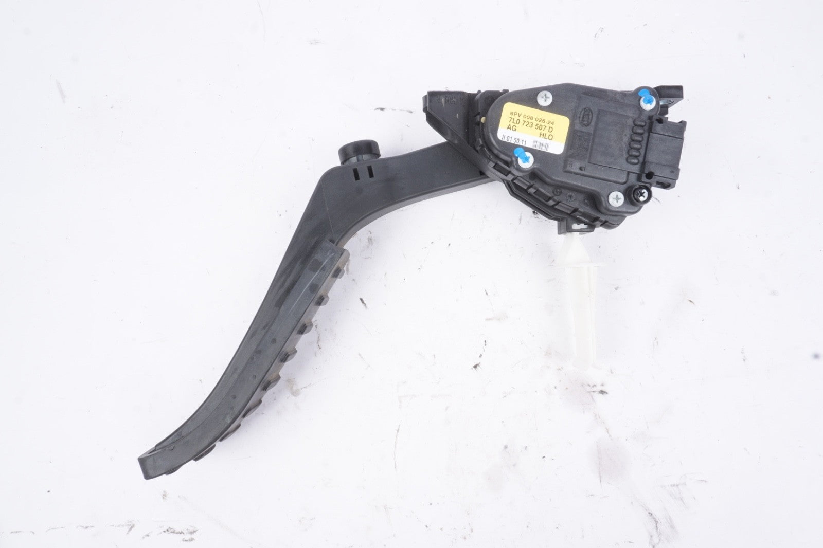 2003-2018 Porsche Cayenne - Gas Throttle Pedal Accelerator 7L0723507D OEM