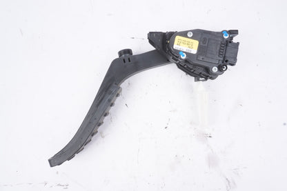 2003-2018 Porsche Cayenne - Gas Throttle Pedal Accelerator 7L0723507D OEM