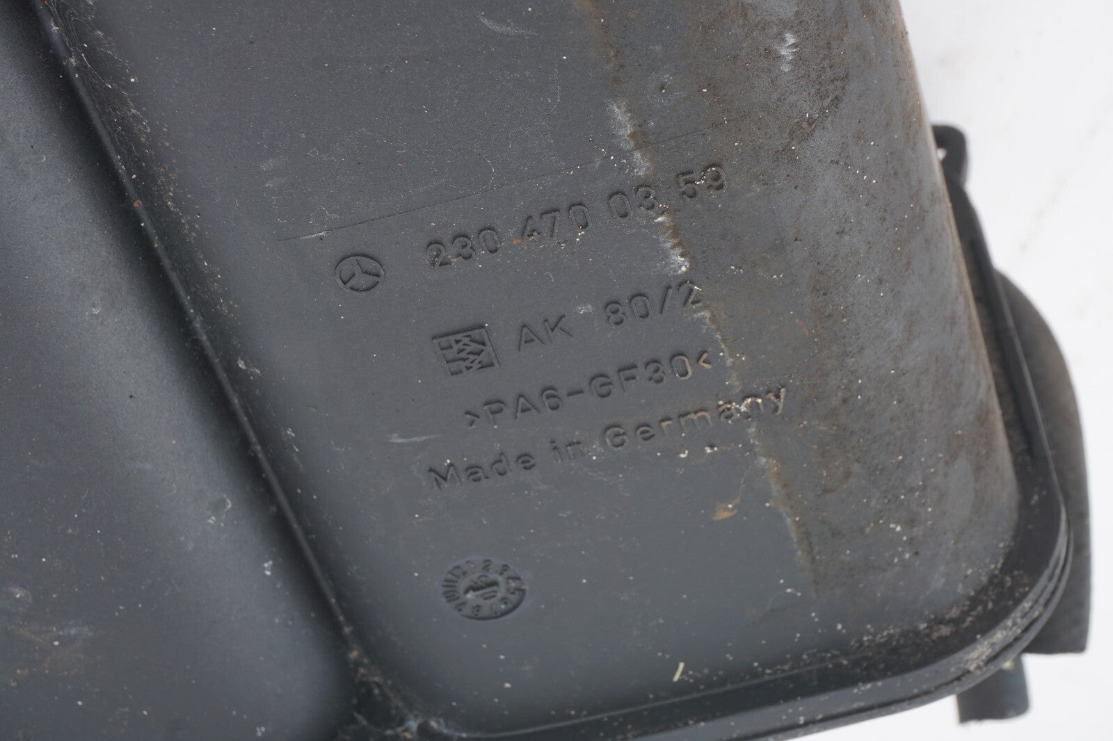 03-08 Mercedes R230 SL500 SL550 SL55 AMG Fuel Evap Vapor Charcoal Canister OEM
