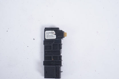 10-13 MERCEDES S550 C250 WINDSHIELD 1729058200 HUMIDITY TEMP TEMPERATURE SENSOR