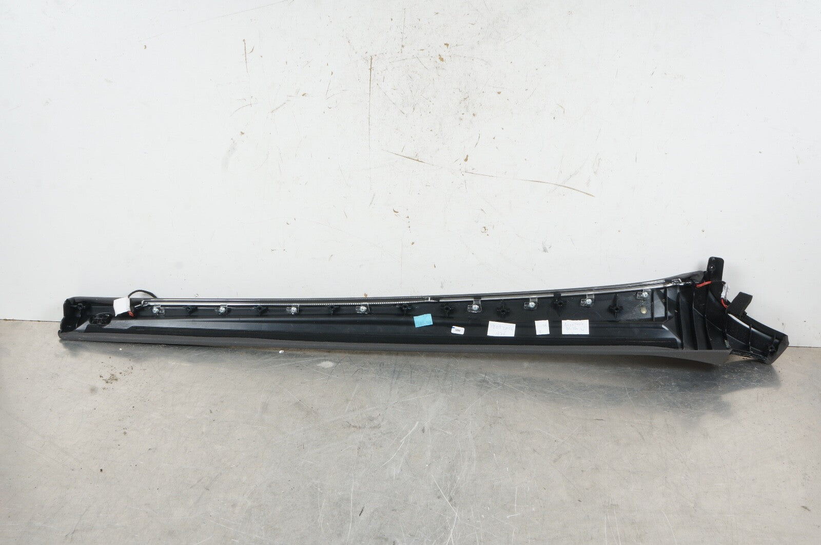 07-10 Mercedes W216 CL550 Front Left Driver Side Interior Door Panel Trim Upper
