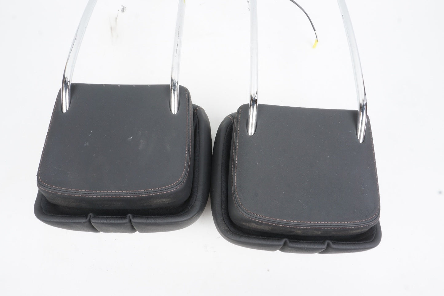 10-13 Mercedes W221 S550 S400 Front Left Right Seat Headrest Head Rest For TV