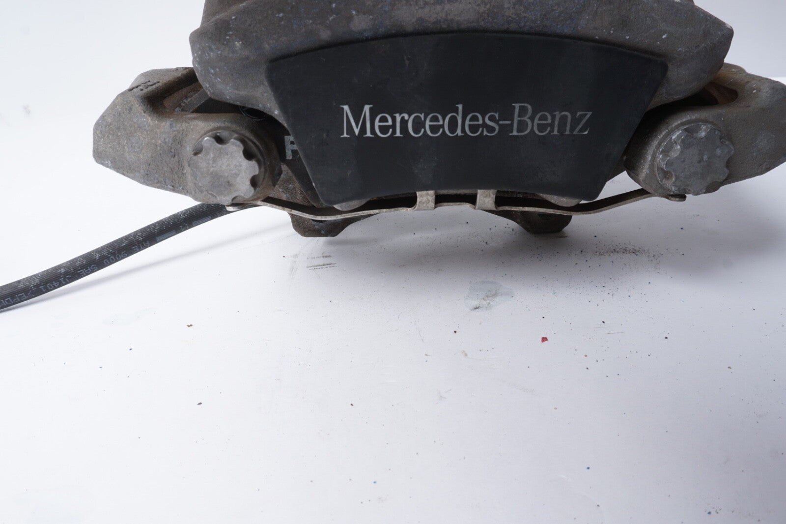 2010-2013 MERCEDES E350 FRONT LEFT DRIVER SIDE BRAKE CALIPER OEM 27K Miles