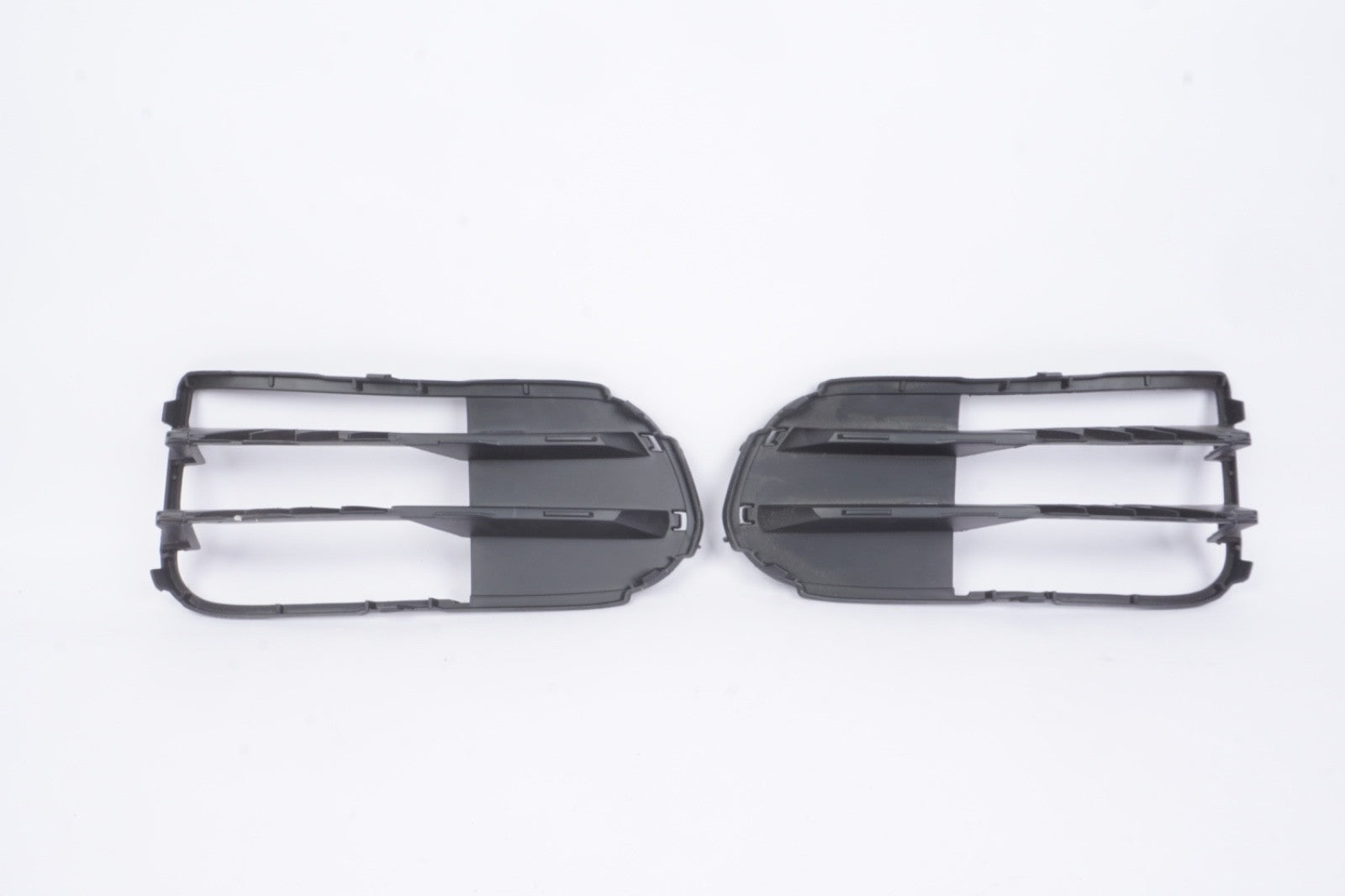 FOR 2014-2016 Porsche Panamera  Front Bumper Grille Trim Cover Left & Right Side