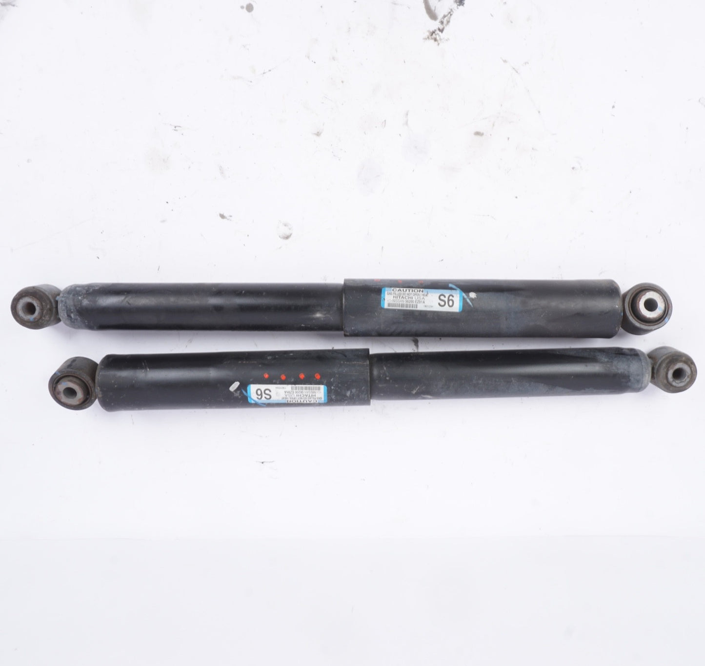 2016 - 2019 NISSAN TITAN XD 5.0L REAR LEFT RIGHT SHOCK STRUT ABSORBER OEM SET