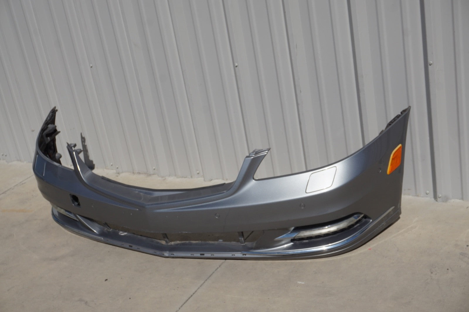 10-13 Mercedes W221 S550 S400 Base Front Bumper Cover Assembly Gray OEM
