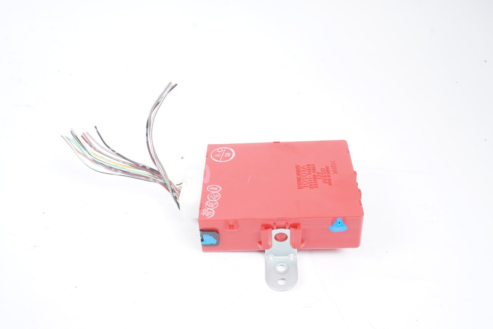 2002 - 2005 Lexus SC430 Gateway Control Module 89111-24010  OEM