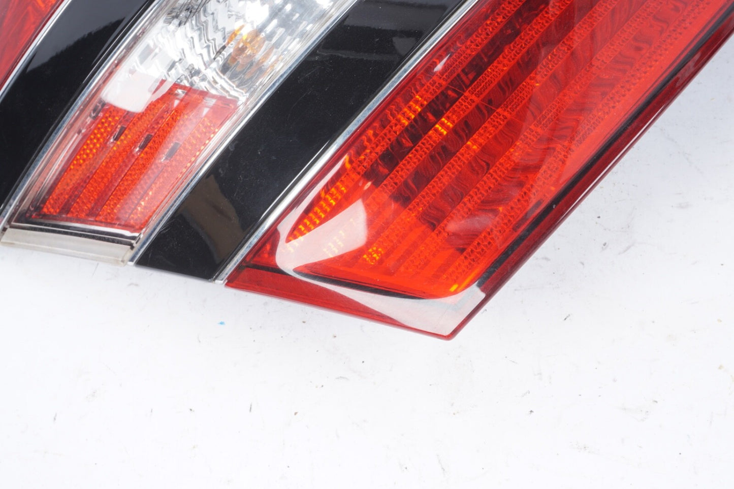 07-09 Mercedes W221 S550 S63 AMG Left Driver Side Tail Light Lamp Black OEM