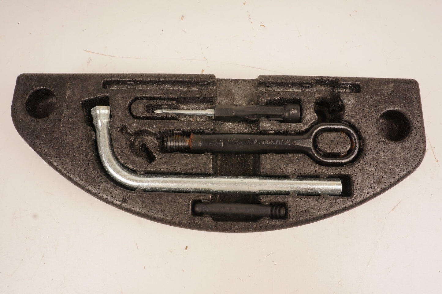 2011 - 2014 AUDI A8 TRUNK EMERGENCY JACK TOOLS W/ STORAGE HOLDER BOX OEM