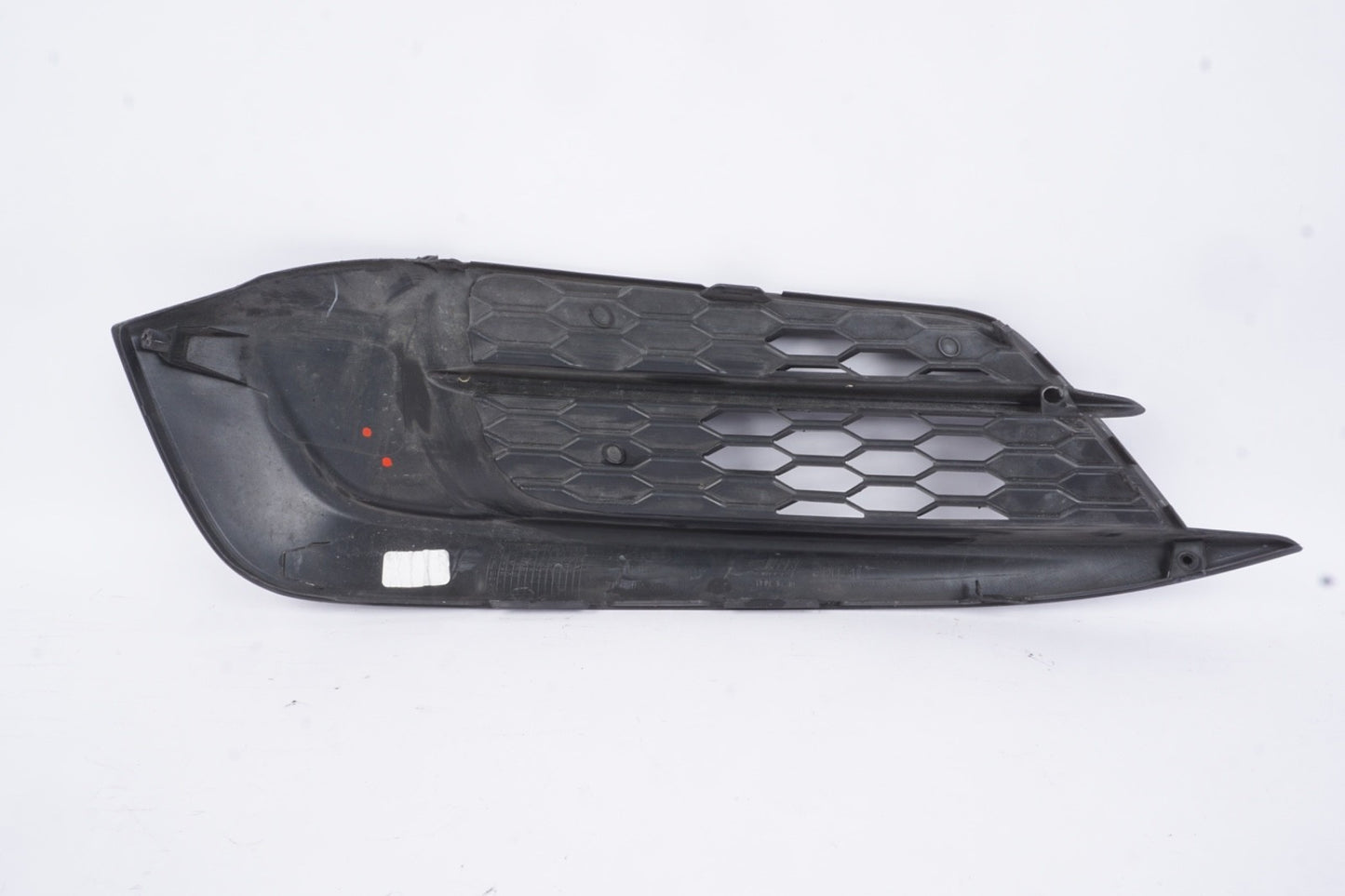 2016-2018 HONDA CIVIC OEM FRONT BUMPER RIGHT RH BEZEL TRIM 71103-TBA-A0