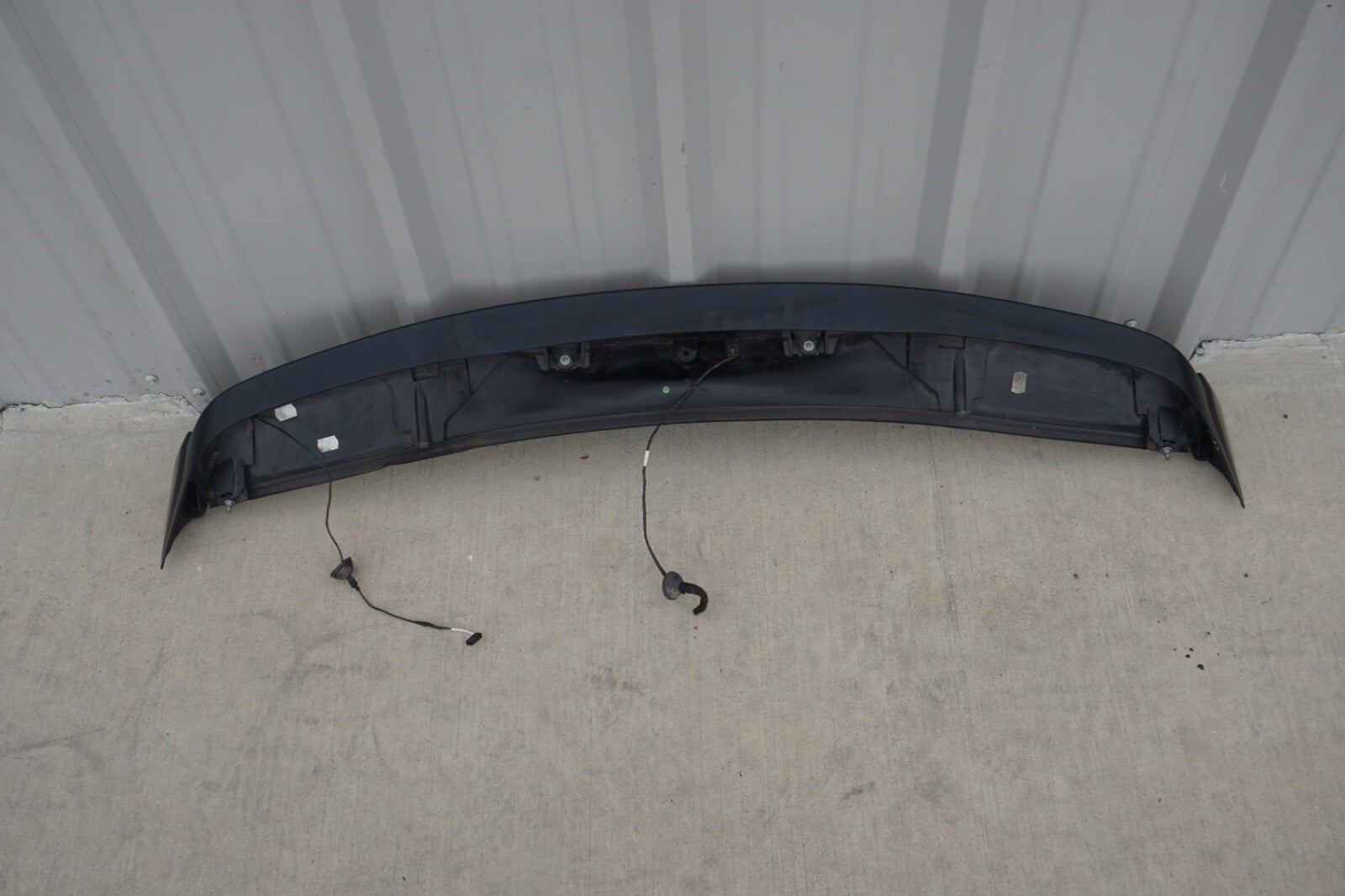 2011-2018 PORSCHE CAYENNE 958 REAR LIFTGATE TAILGATE SPOILER WING W BRAKE LIGHT