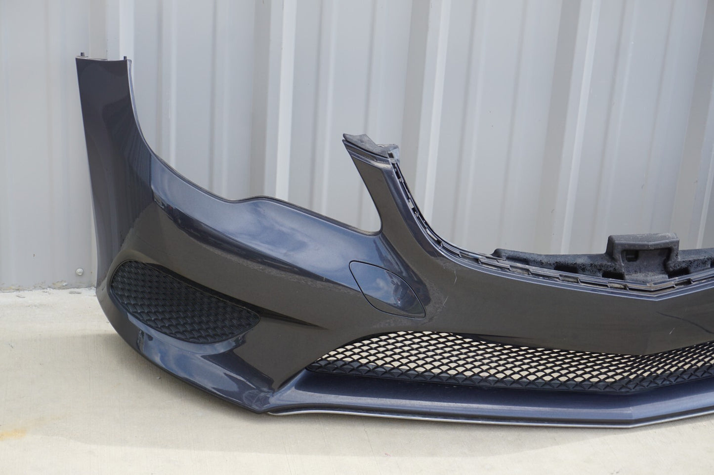 14 - 17 Mercedes W207 E350 E550 E400 Front Bumper Cover  OEM