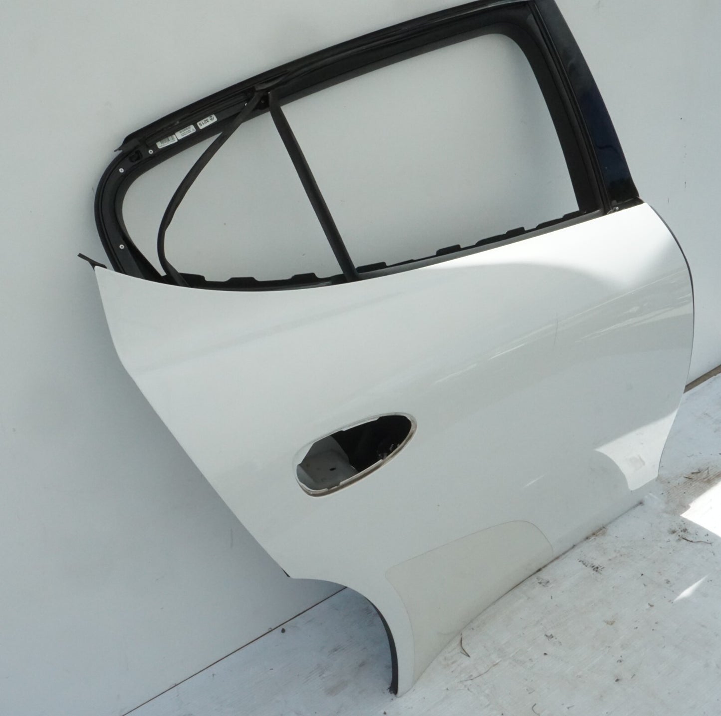 10 - 16 PORSCHE PANAMERA REAR RIGHT PASSENGER SIDE DOOR SHELL OEM