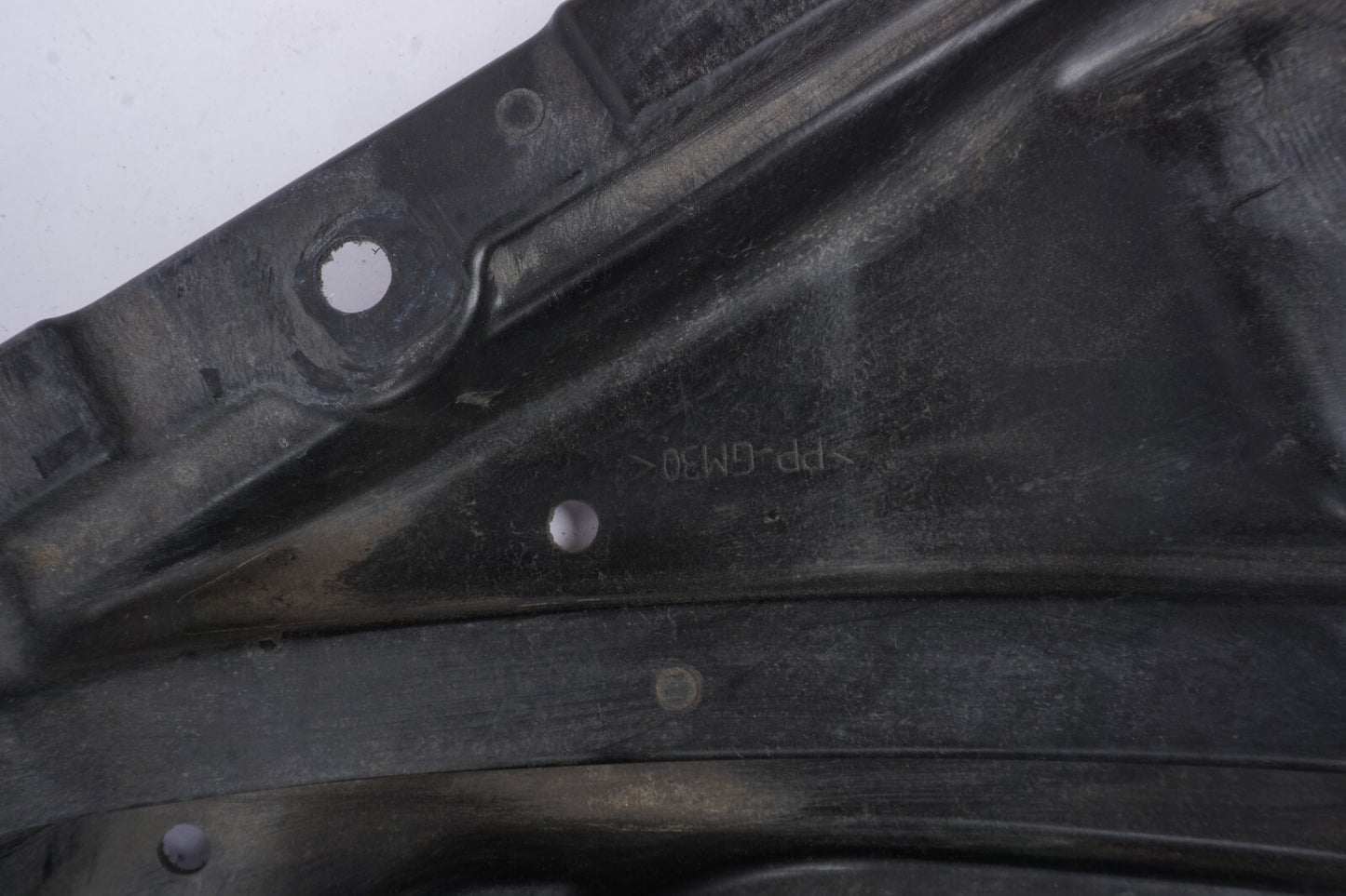 2010 - 2017 Mercedes W207 E350 E550 E400 Engine Front Lower Flap Splash Guard