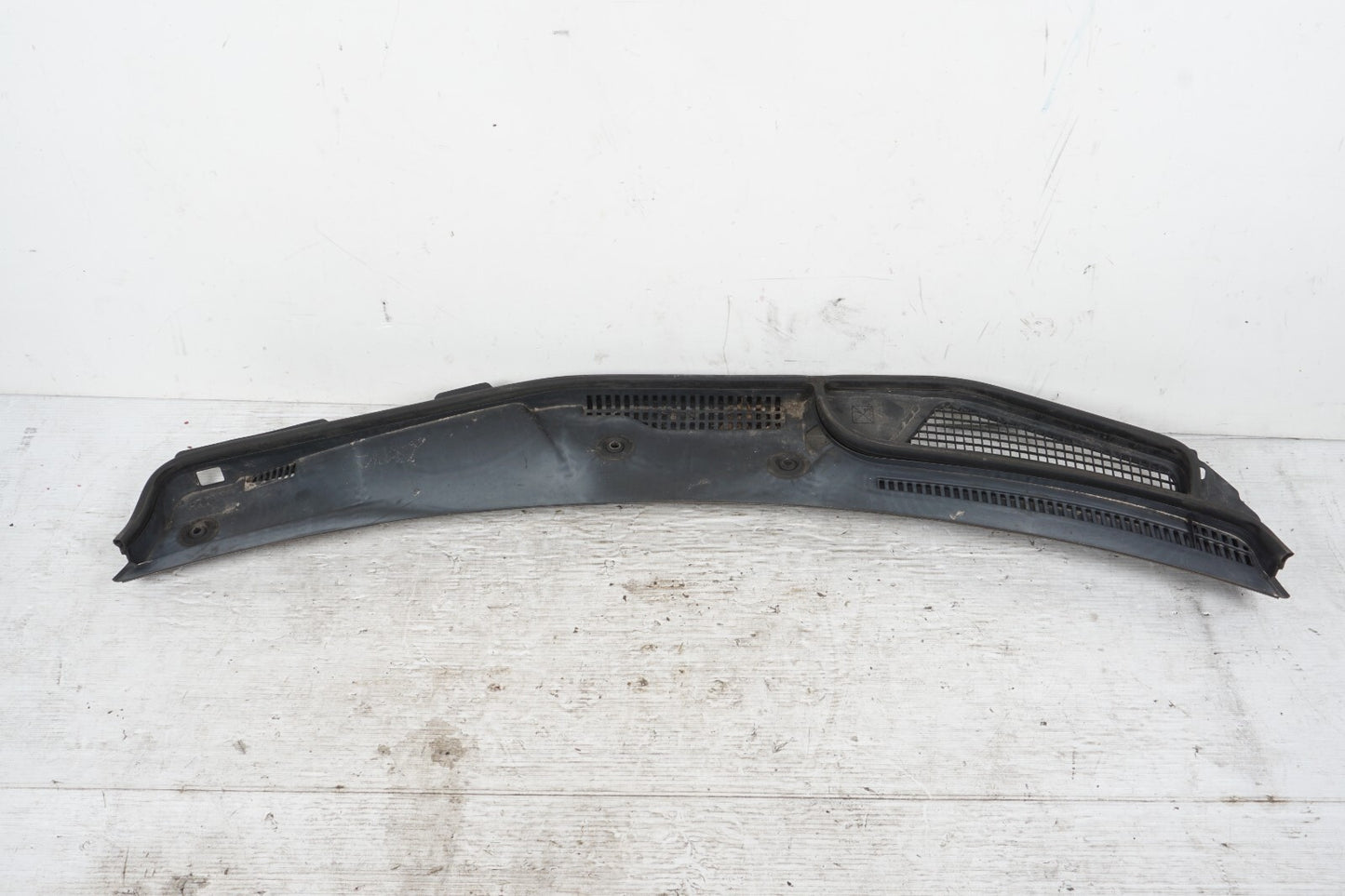 14 - 17 Mercedes S550 W222 Front Windshield Cowl Panel Trim Cover 2228300028 OEM