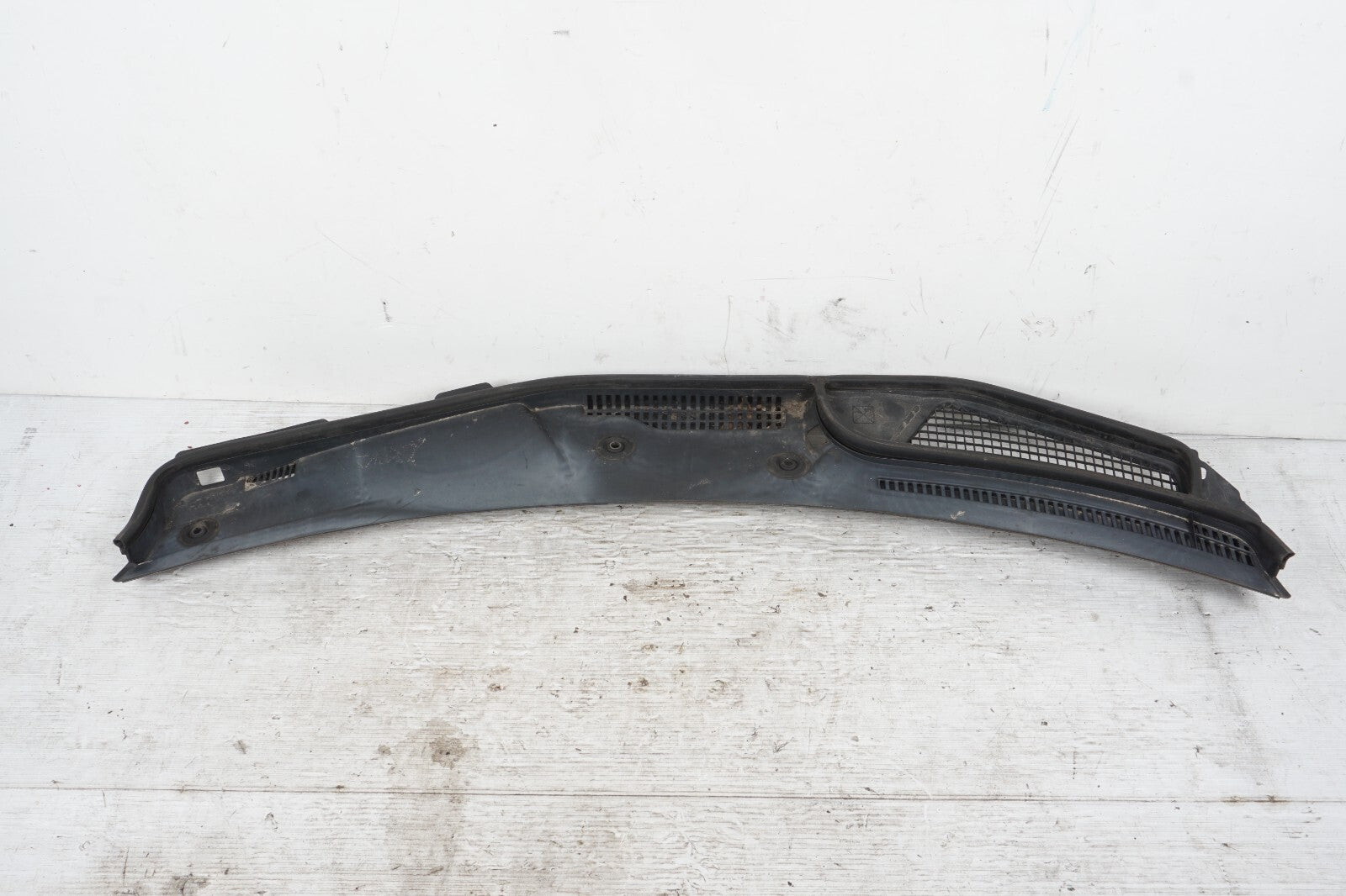 14 - 17 Mercedes S550 W222 Front Windshield Cowl Panel Trim Cover 2228300028 OEM